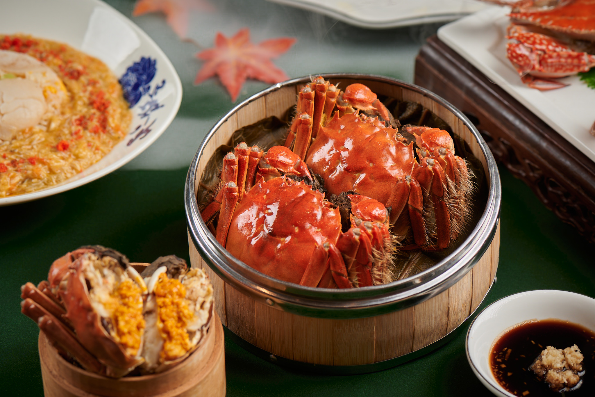With crabs – Hairy Crabs from Eastern China in particular – becoming mature every autumn, Galaxy Macau is the place for fresh, succulent crabs prepared to perfection with a variety of recipes.