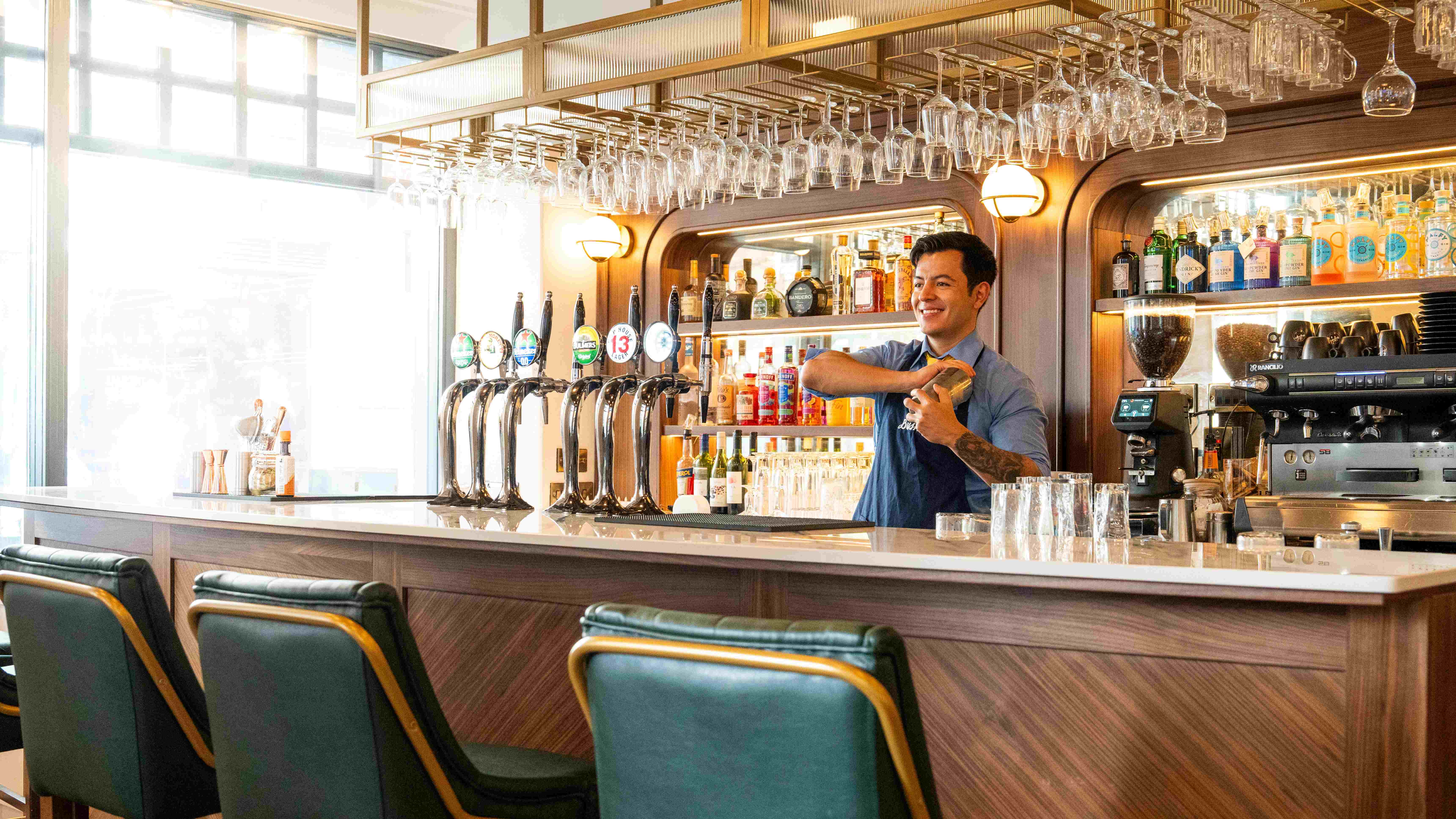 Temple Bar Hotel Dublin by The Unlimited Collection immerses guests in Dublin’s legendary music scene with its iconic Buskers Bar (pictured), offering live contemporary music and cocktail-making classes. Guests can also enjoy the award-winning Buskers on the Ball sports bar for a lively experience.