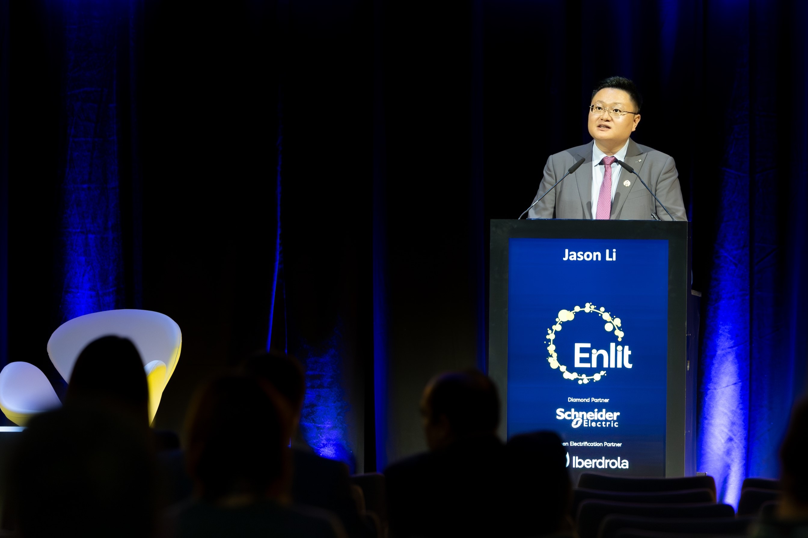Jason Li, President of Global Marketing & Solutions, Electric Power Digitalization BU, Huawei