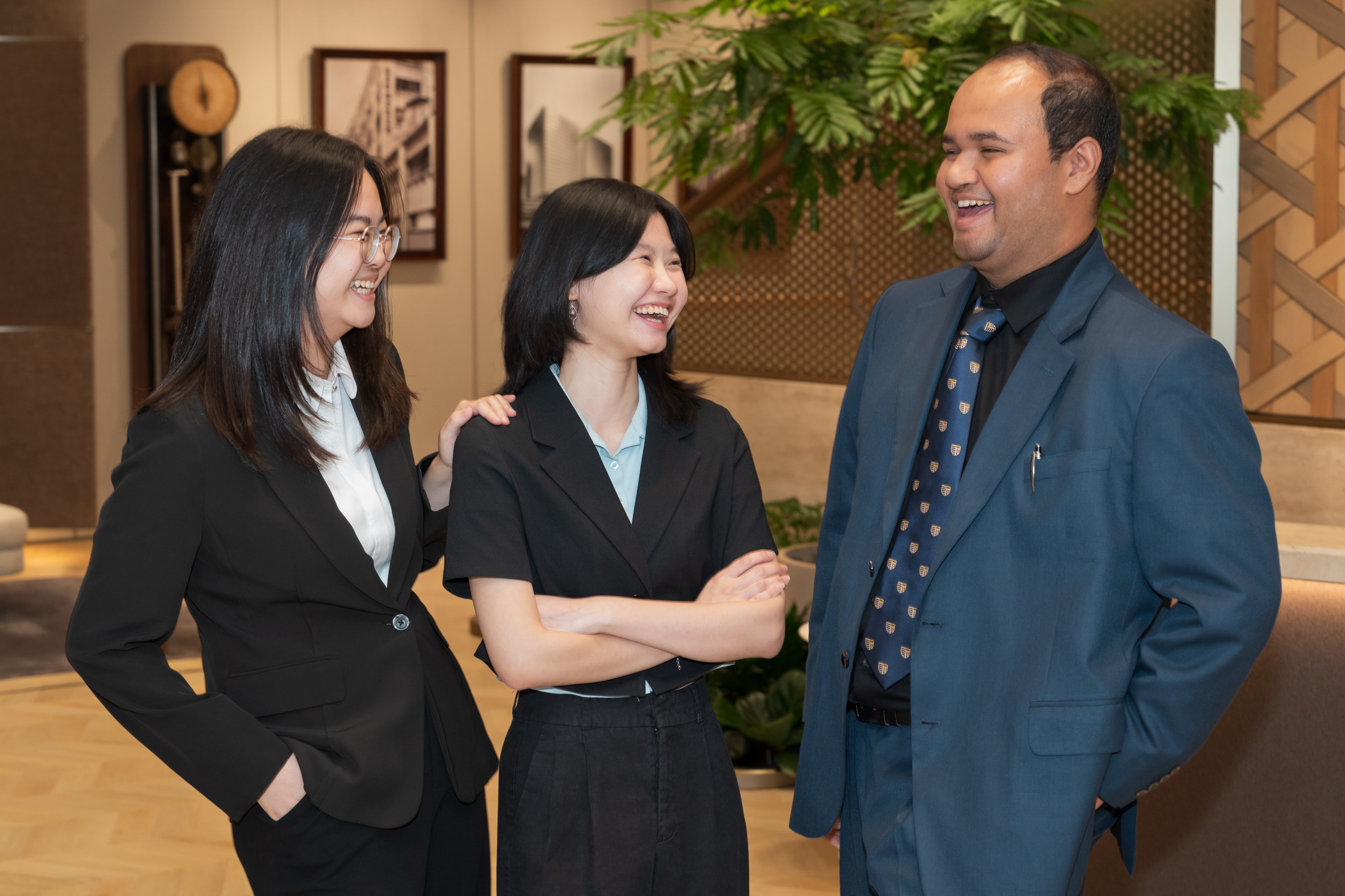 Awardees of Hong Kong Life Sciences Scholarship Awards 2025/26 (from left) Vincy, Rachelle, and Rayan shared their career aspirations in life sciences and enthusiasm for the HKLSS pillar programs.