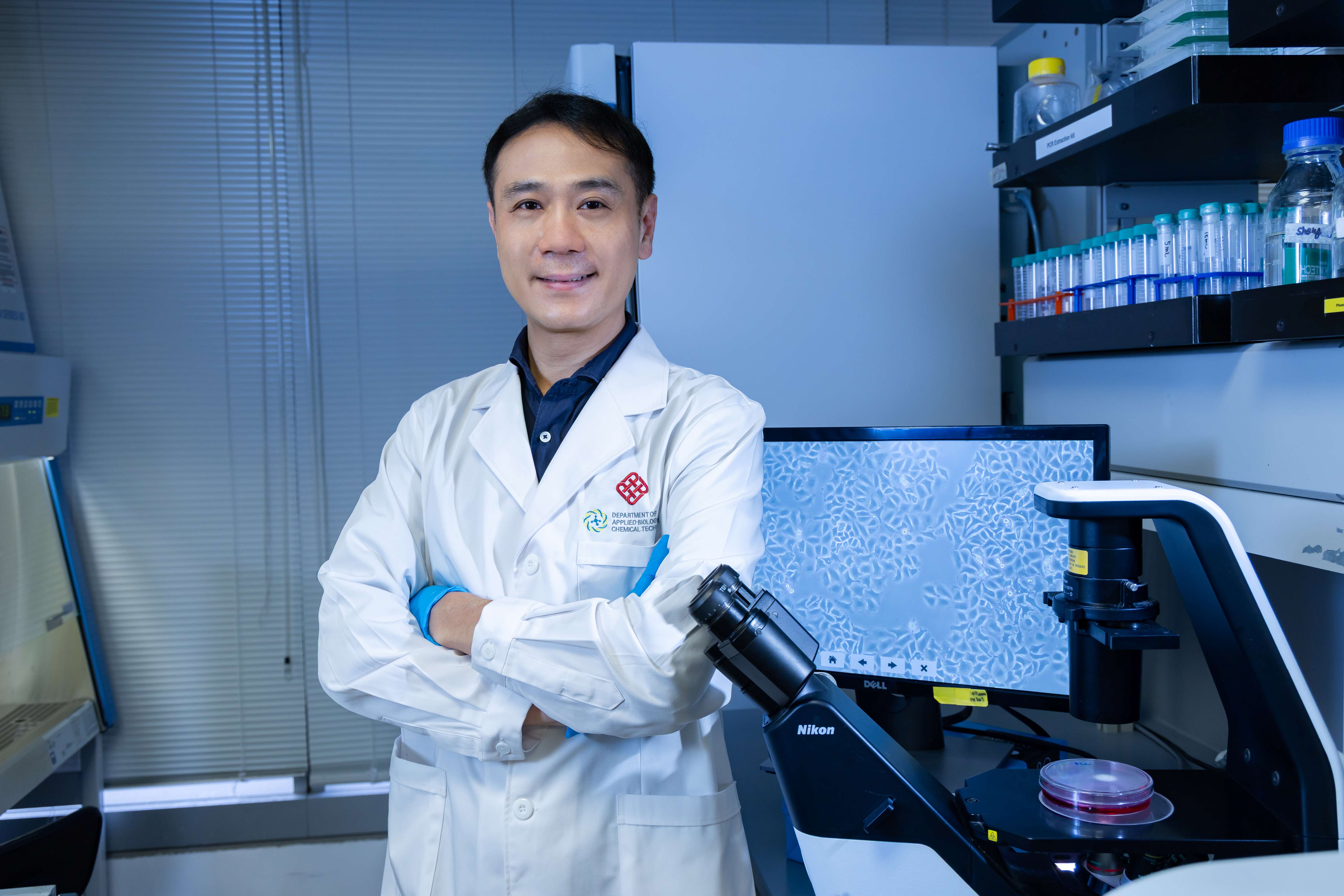 Prof. Terence Lee, Associate Head and Professor of the PolyU Department of Applied Biology and Chemical Technology, and his research team have developed a novel antibody targeting the adipocyte-derived protein FABP4, offering a new approach to treating metabolism-related liver cancer.